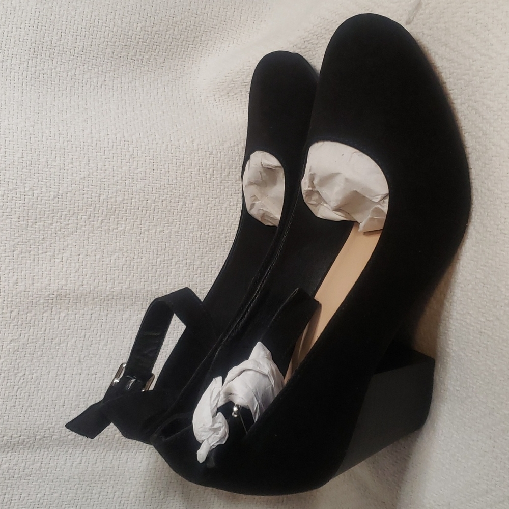 Luioka Pump Heels Black Size 7.5